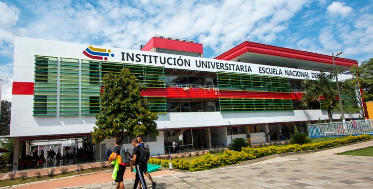 Escuela Nacional del Deporte, institución universitaria